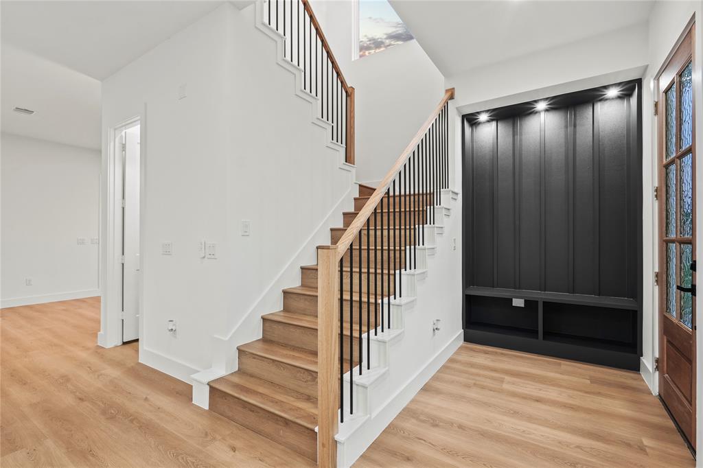 Parks & Freedman Spgs Ave - Residential