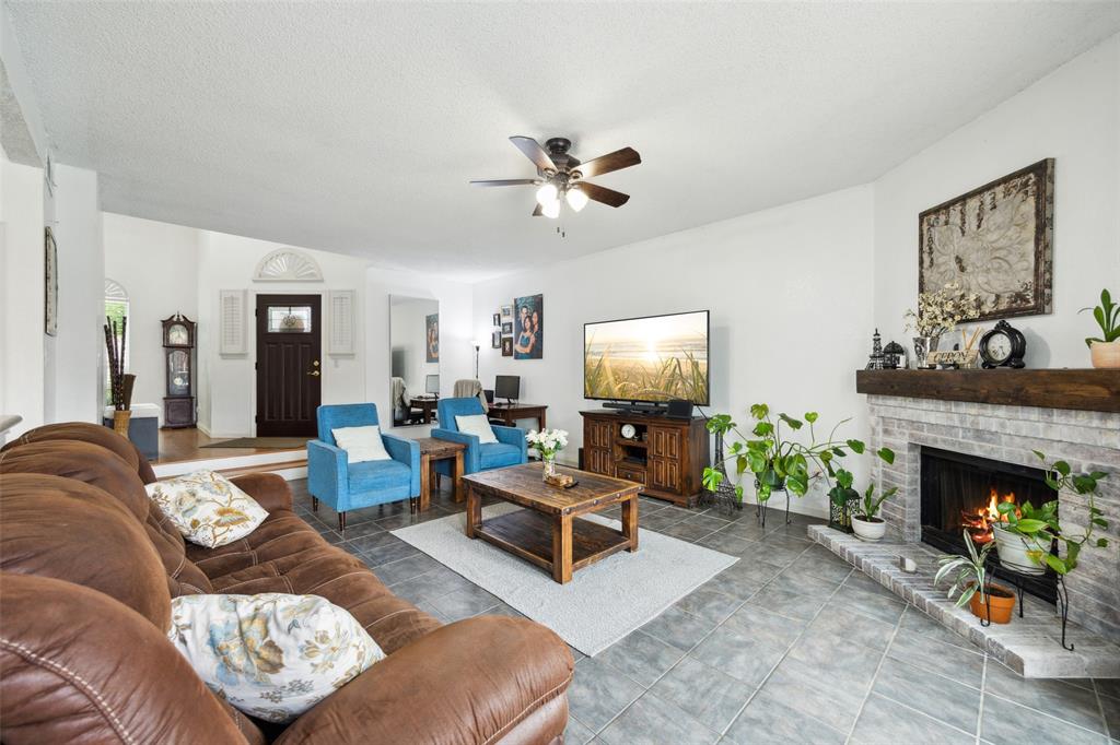 2128 Regency Drive