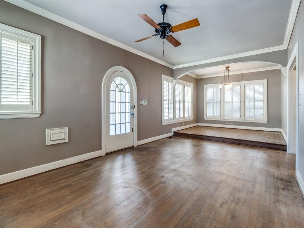 4129 Bowser Avenue