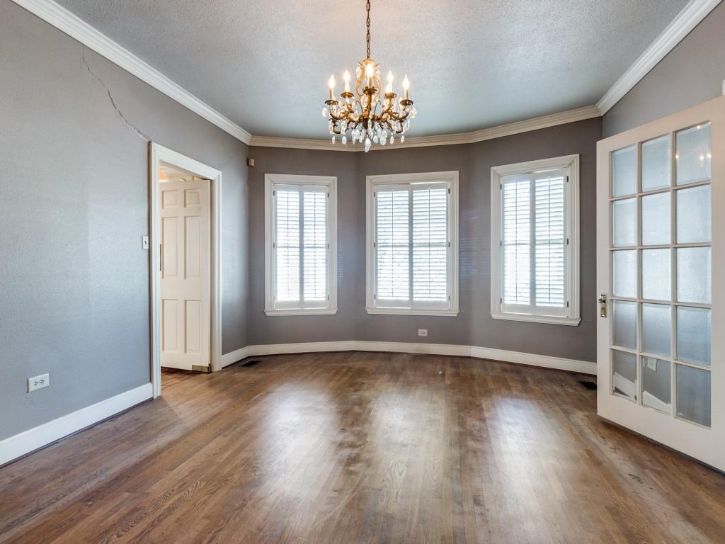4129 Bowser Avenue