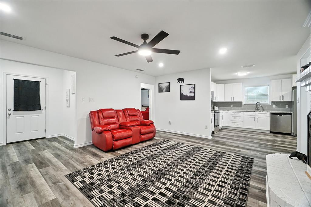 15010 Private Road 6053