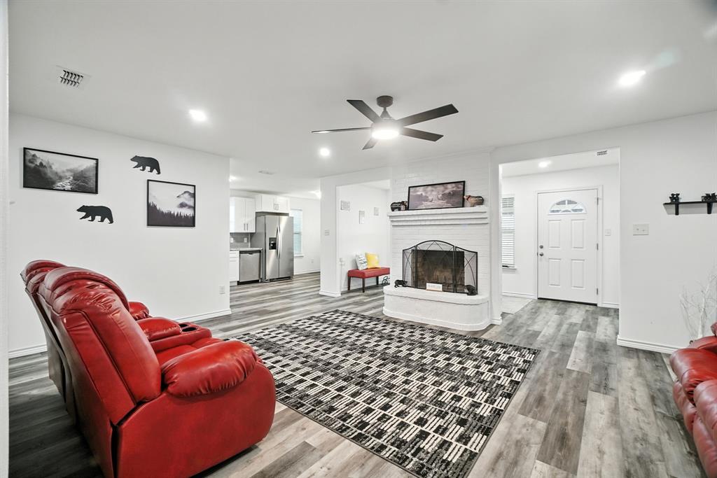 15010 Private Road 6053