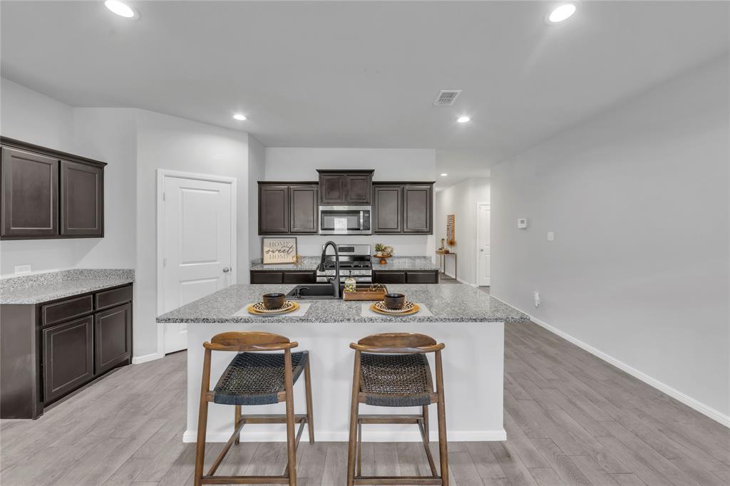 CHAPEL CREEK - Residential