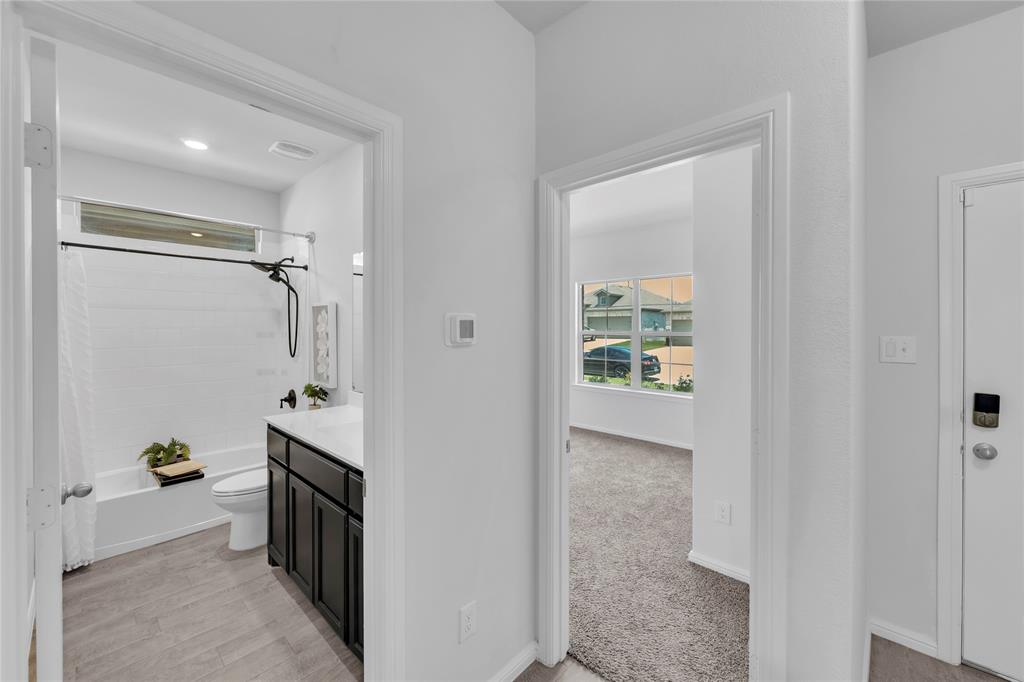 CHAPEL CREEK - Residential