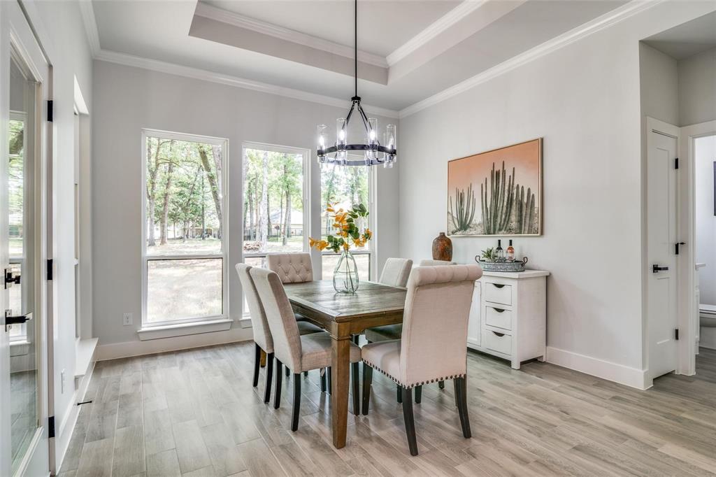 128 Saint Andrews Drive E