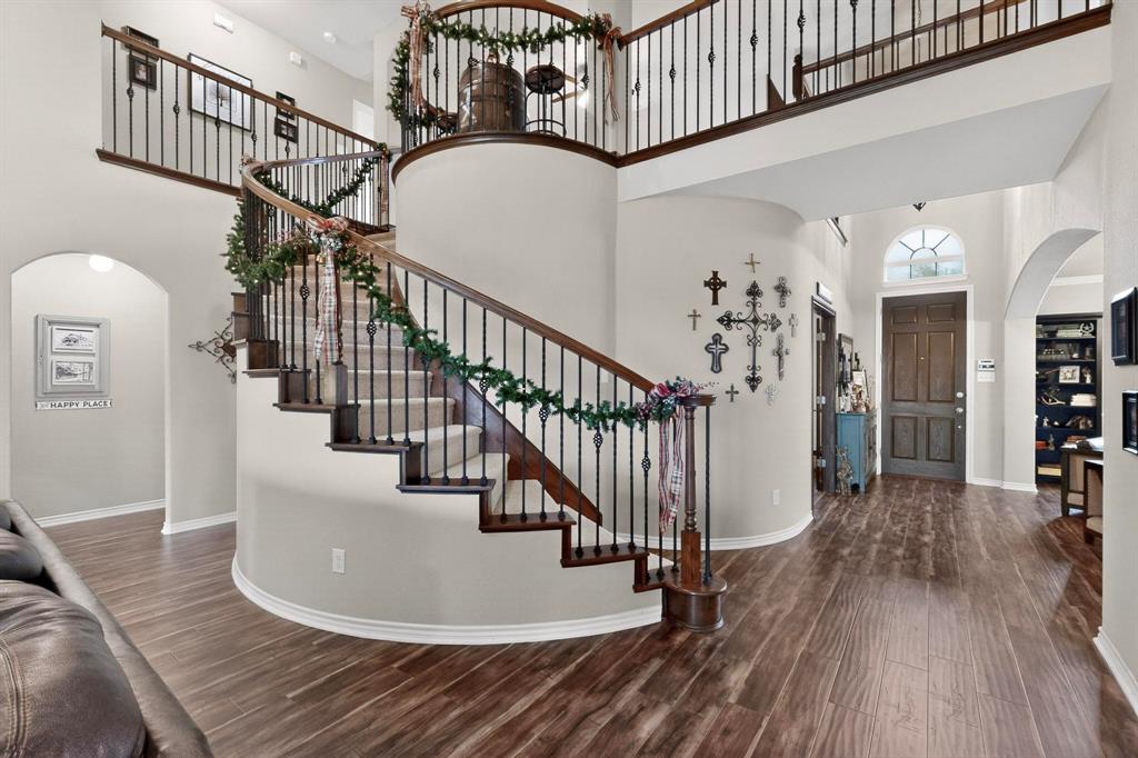 Sendera Ranch - Residential