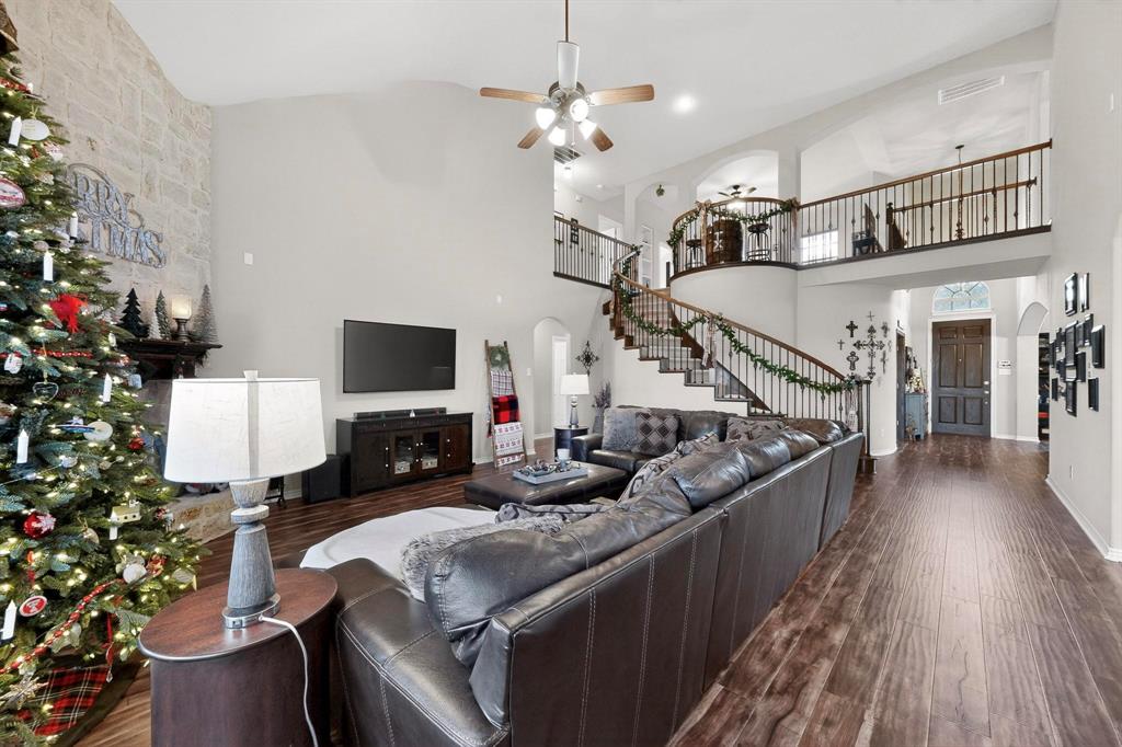 Sendera Ranch - Residential