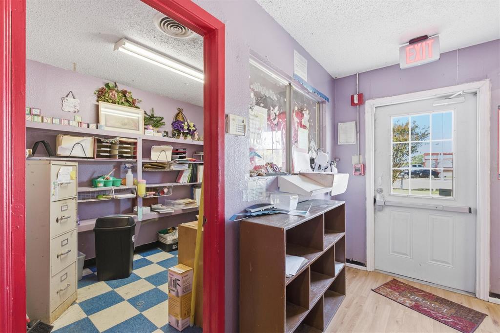 Inglewood Park 03 - Commercial Sale