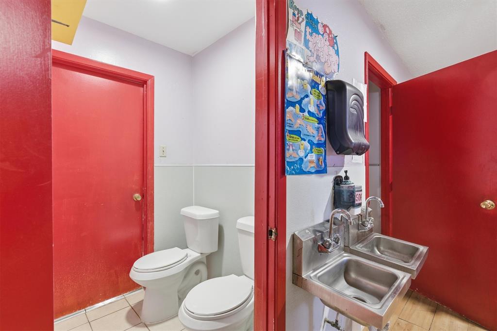 Inglewood Park 03 - Commercial Sale