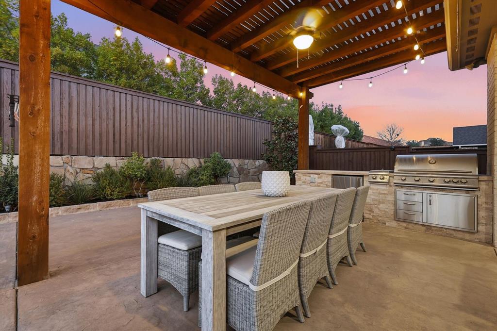 Frisco, Texas, 75033, United States, 5 Bedrooms Bedrooms, ,6 BathroomsBathrooms,Residential,Pending,2045789