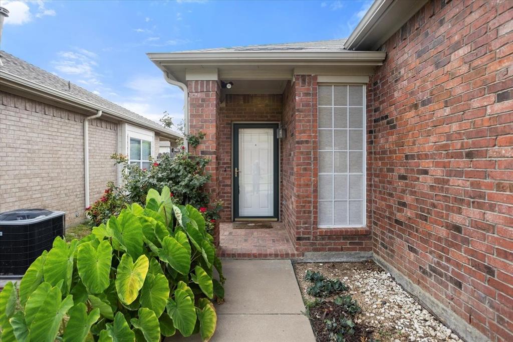 5924 Center Ridge Drive