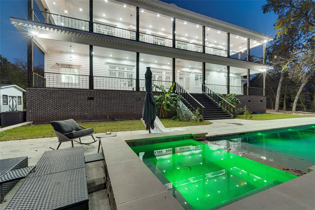 1351 Country Club Road