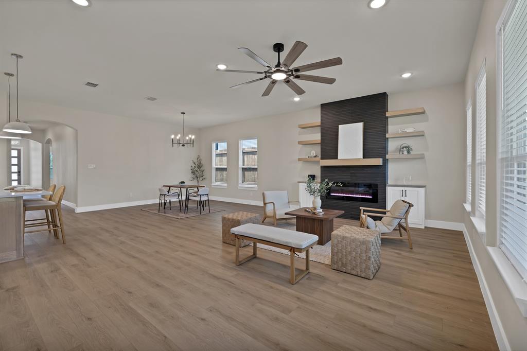 chamberlain Arlington Heights 1st - Residential