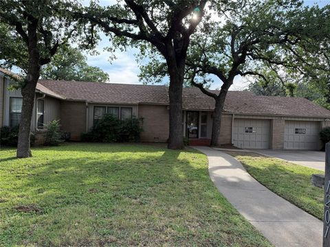 1201 NW 7th Avenue Mineral Wells TX 76067