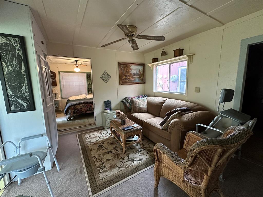1902 Private Road 3344