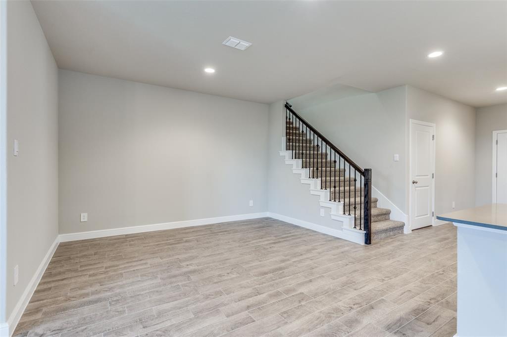 TRAILS OF ELIZABETH CREEK - Residential Lease