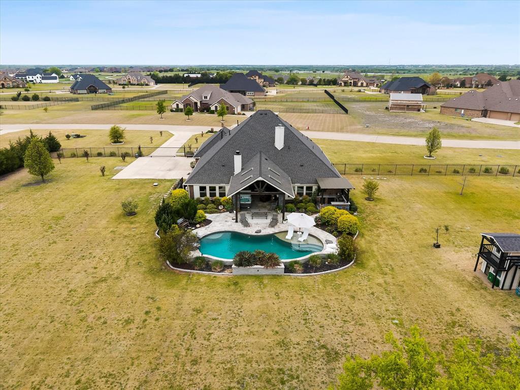 420 Silver Spur Trail