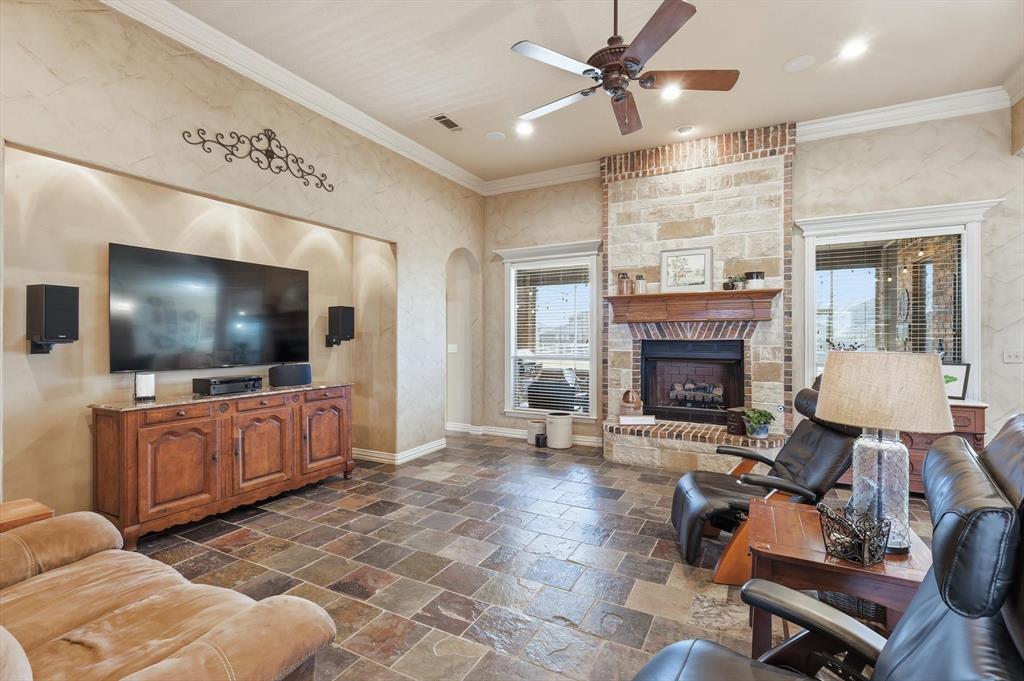 Lonesome Dove Estates - Residential