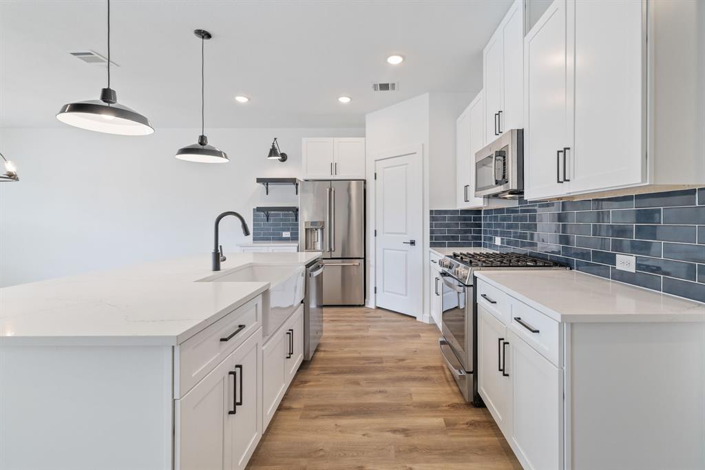 Rolling Rdg Ph 1 - Residential Lease