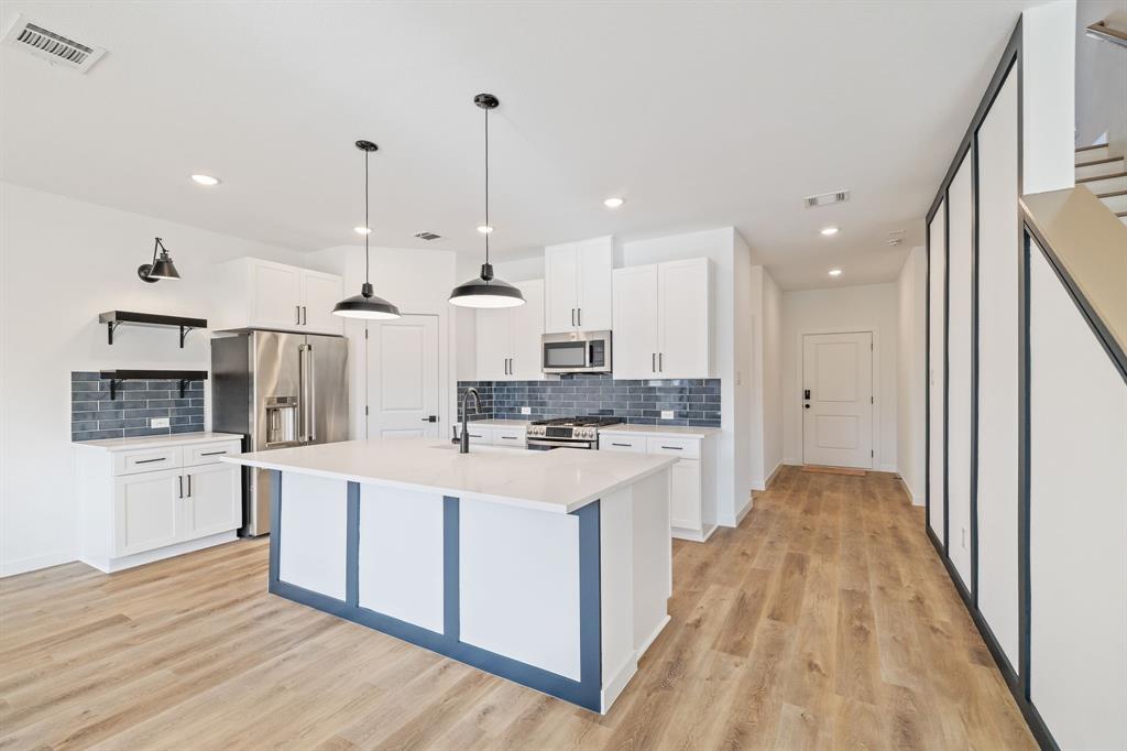 Rolling Rdg Ph 1 - Residential Lease