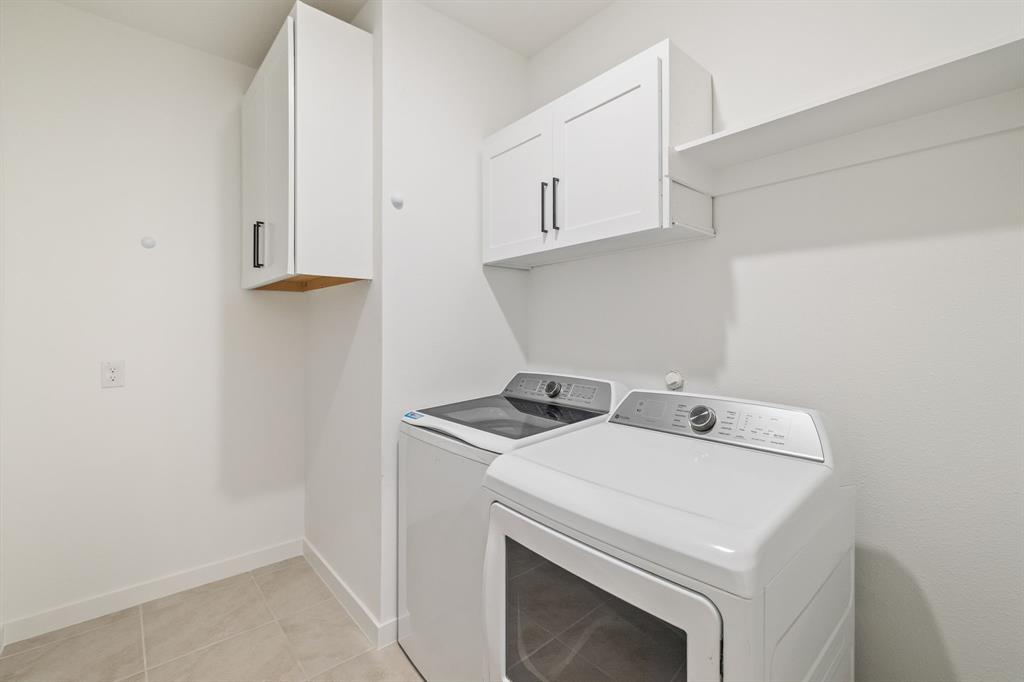 Rolling Rdg Ph 1 - Residential Lease