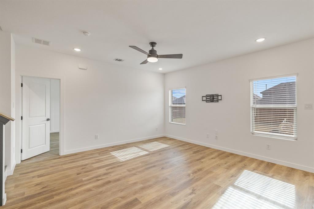 Rolling Rdg Ph 1 - Residential Lease