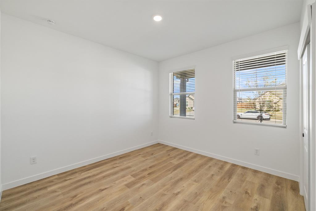 Rolling Rdg Ph 1 - Residential Lease