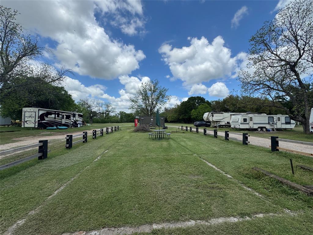 Horseshoe Bend - Commercial Sale