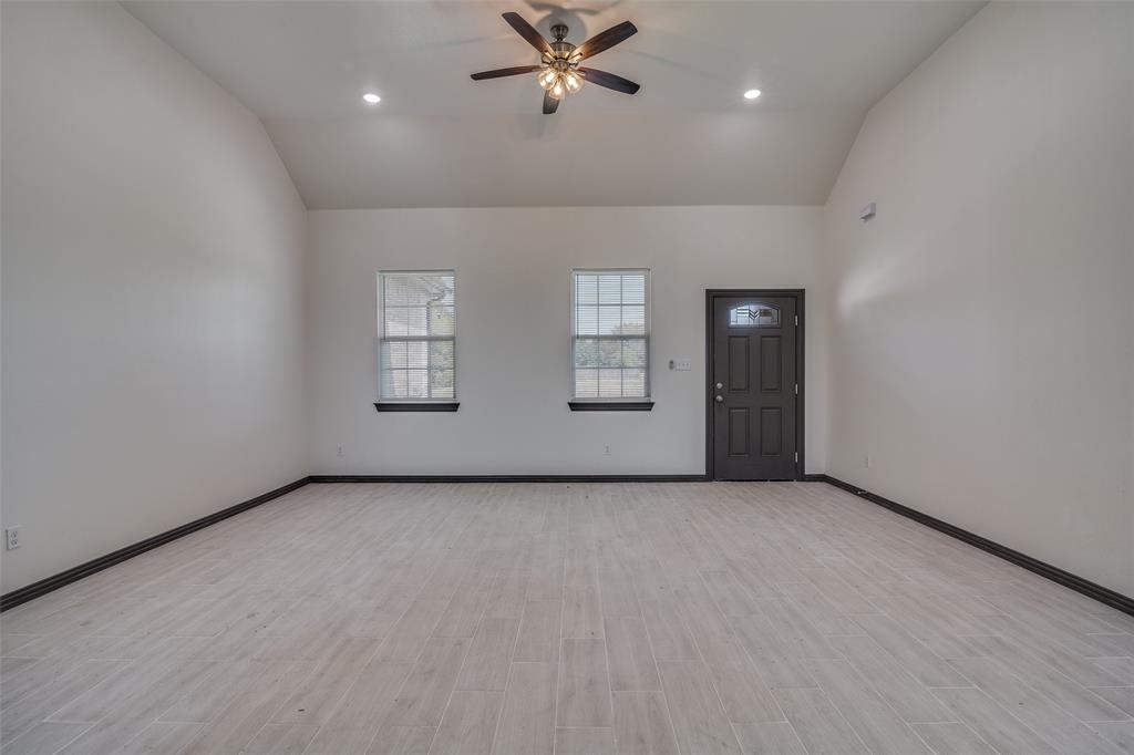 701 Lakeland Drive