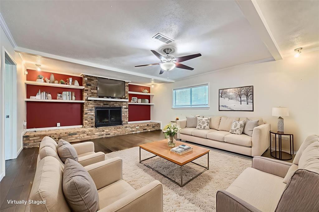 2700 Blackwood Drive