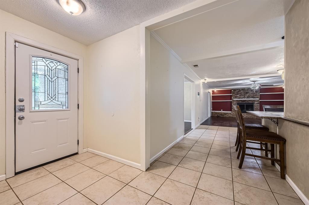 2700 Blackwood Drive