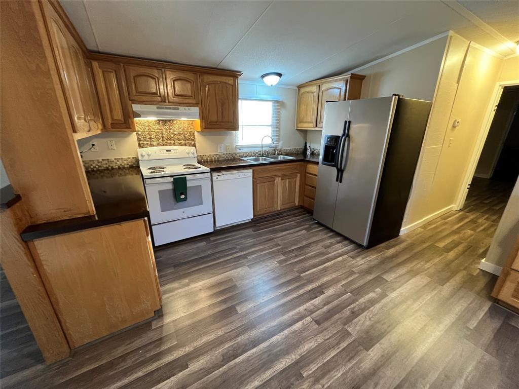 126 Briar Oaks Drive