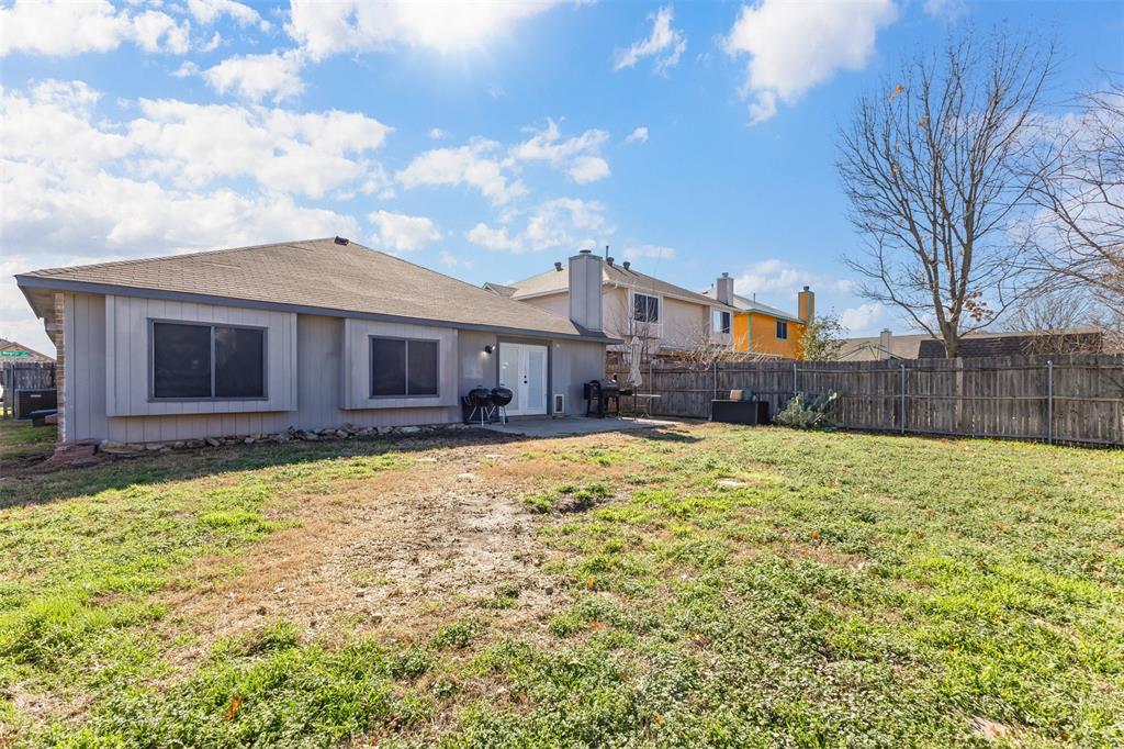 N Beach Village At Summerfields - Residential