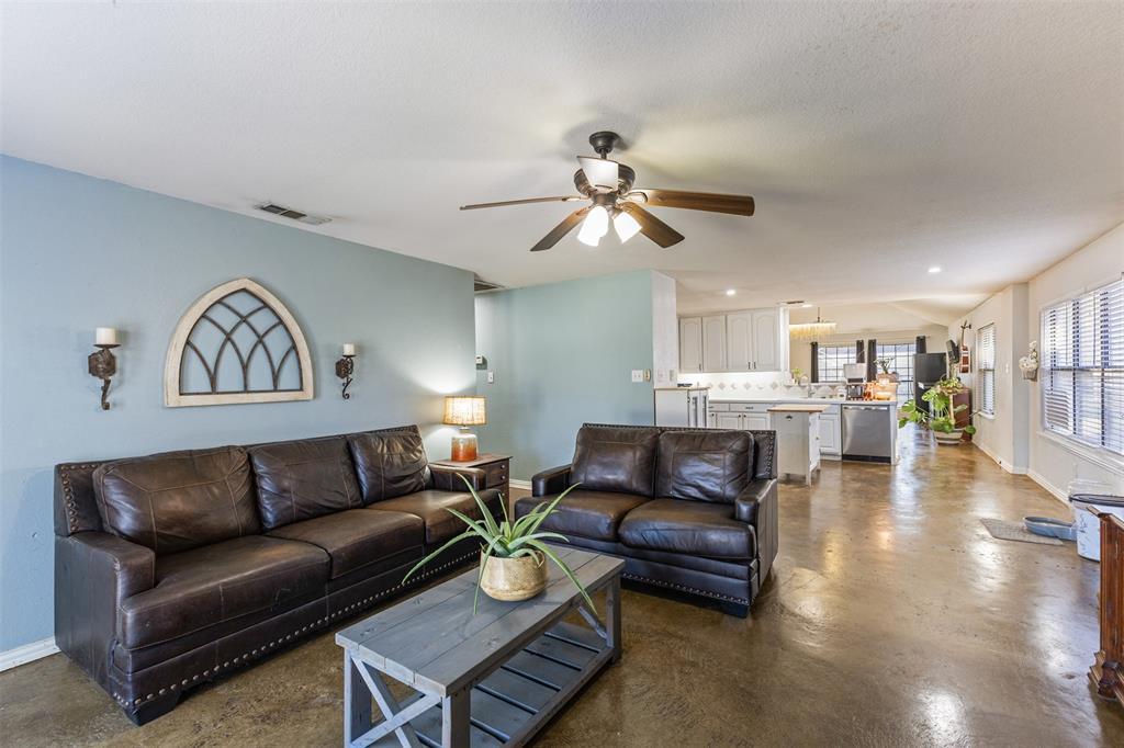 N Beach Village At Summerfields - Residential