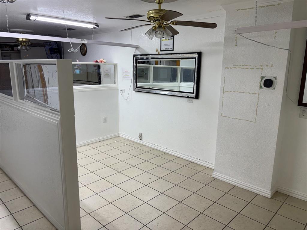 Turner Sub - Commercial Sale