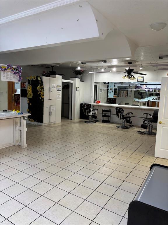 Turner Sub - Commercial Sale