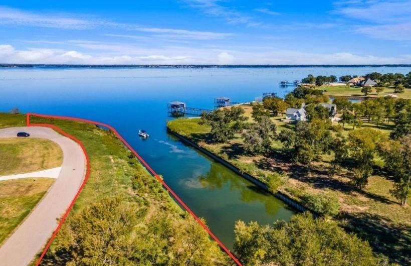 Admiral Shores on Richland Chambers Lake - Land