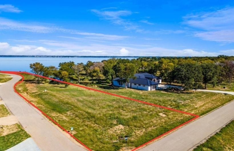 Admiral Shores on Richland Chambers Lake - Land