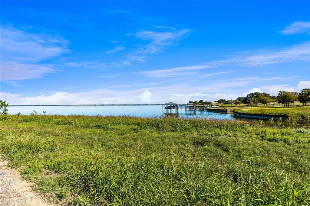 Admiral Shores on Richland Chambers Lake - Land
