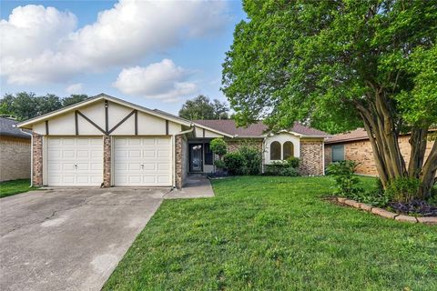 Photo of 3836 Wedgworth Road S, Fort Worth, TX 76133 (MLS # 21079902) Photo of 3836 Wedgworth Road S, Fort Worth, TX 76133 (MLS # 21079902)