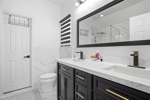 Tiny photo for 2337 Buelingo Lane, Fort Worth, TX 76131 (MLS # 21193615)