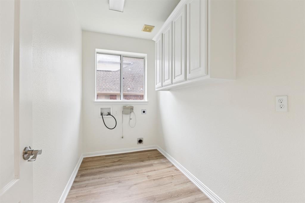 Estates Of Flower Mound - Residential