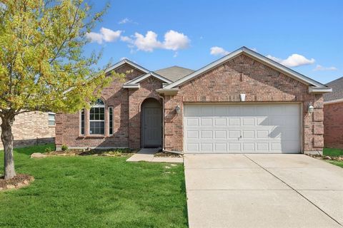 8925 Whirlwind Trail Aubrey TX 76227