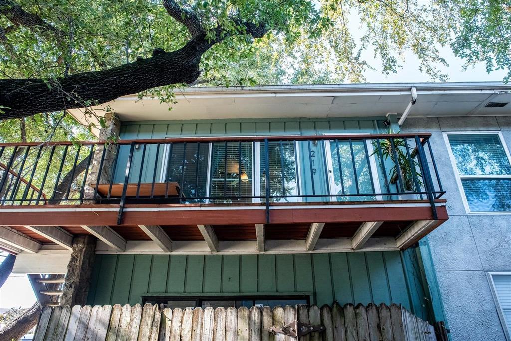 Eastridge Terrace Condo - Residential