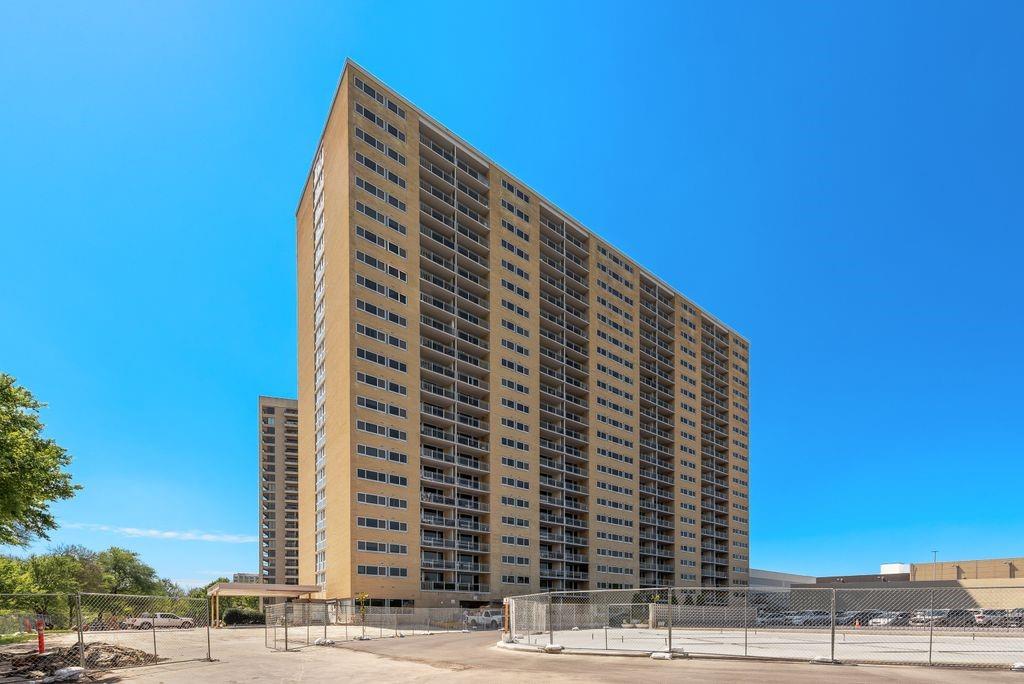 TWENTY-ONE TURTLE CREEK CONDOS - Residential