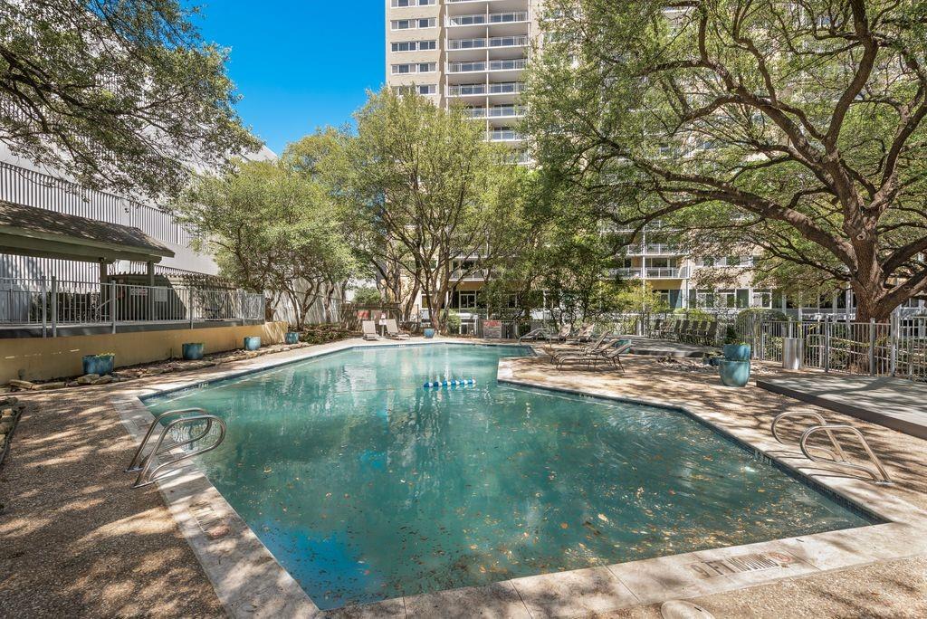 TWENTY-ONE TURTLE CREEK CONDOS - Residential