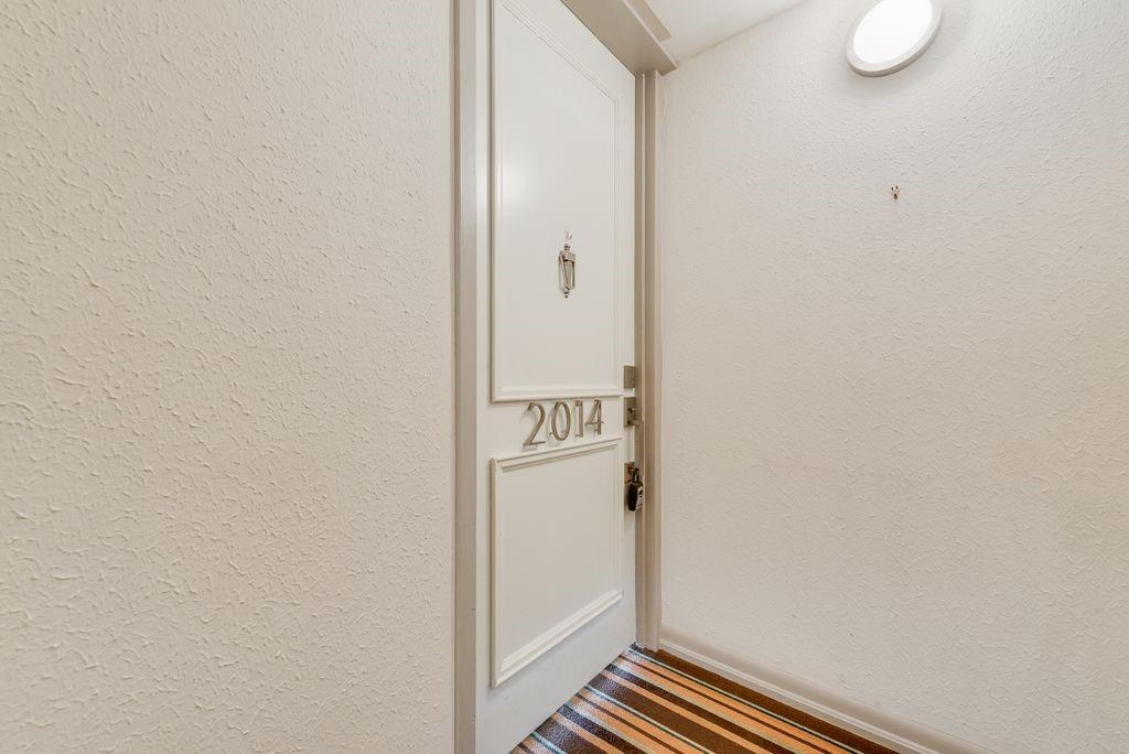 TWENTY-ONE TURTLE CREEK CONDOS - Residential