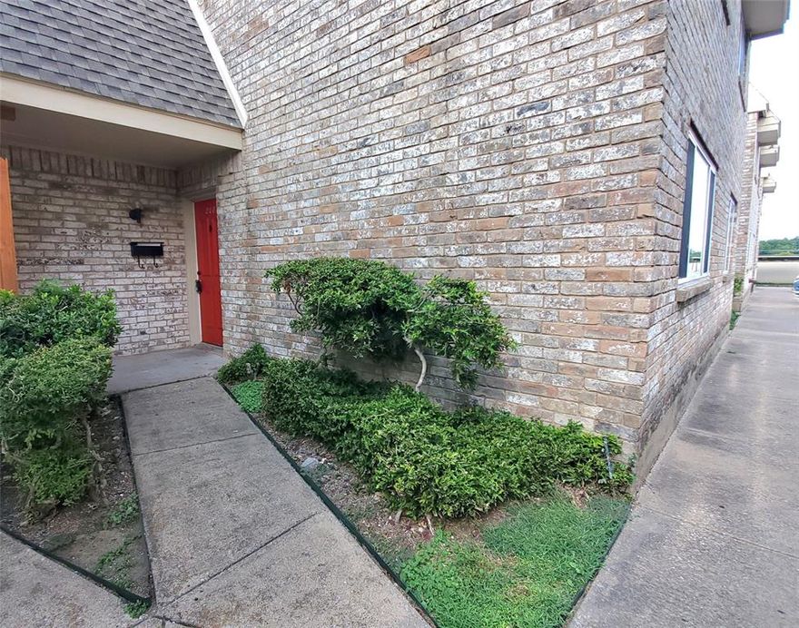 Housing Voucher Considered...SOME FRESH INTERIOR PAINTING DONE JUST IN TIME FOR IMMEDIATE MOVE IN!!! 2 STORY TOWNHOME HAS 3 BEDROOMS, 2 FULL BATHS. Downstairs has 1 bedroom with a full bath. Combo living & dining area.  Upstairs has 2 bedrooms with jack n jill bath. NO CARPET at all!!!!  FULL SIZE WASHER DRYER CONNECTIONS. NICE COVERED PATIO TO ENJOY MORNING COFFEE OR EVENING TEA WITH A SMALL FENCED IN AREA.  Monthly household Income requirement is at minimum 2.5 times rent. 
applicants are responsible for verifying all listing information including schools, dimensions etc. Completed application and $60 app fee required by each person age 18 and over. Credit, background, income & rental history will be checked & verified.