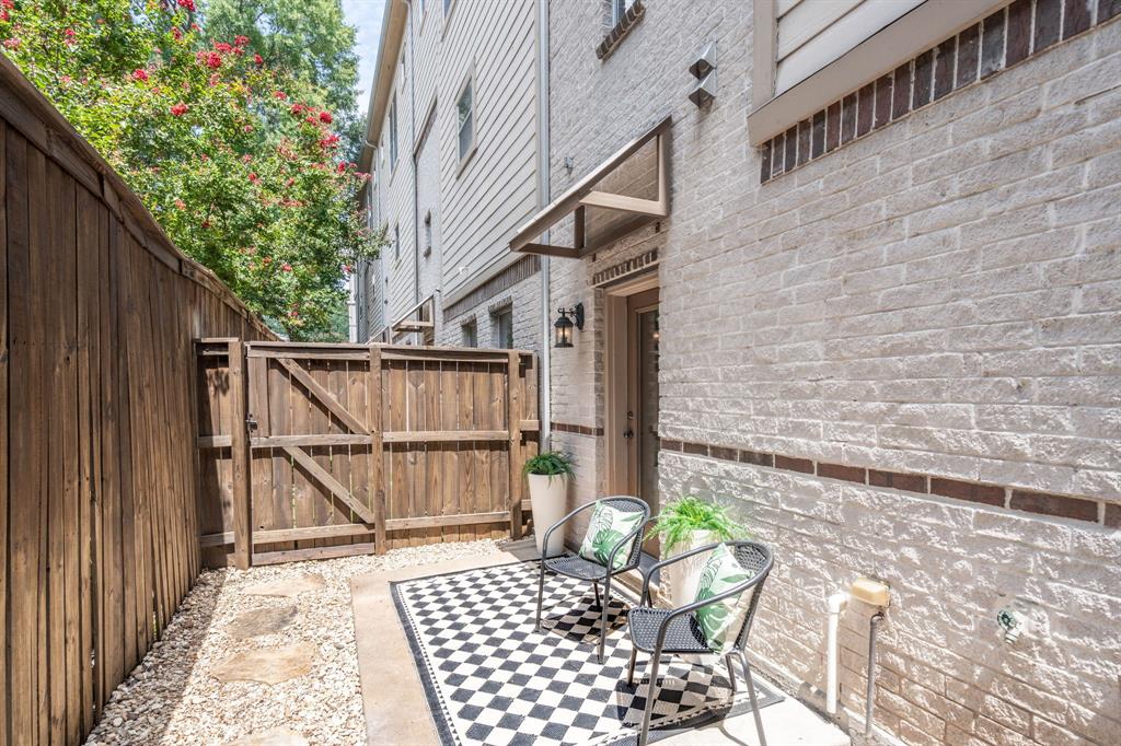 4830 Cedar Springs Road 32
