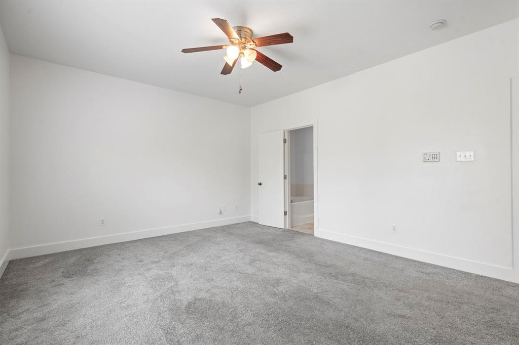 Carreras Twnhms Condos - Residential